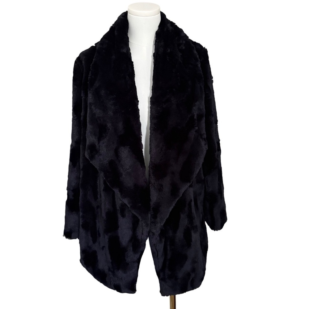 Jack by BB Dakota Elegant Black Faux Fur Jacket Size Small - Picture 2 of 14